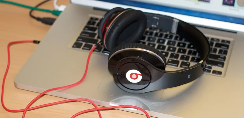 How Do You Pair Beats Studio Wireless Headphones
