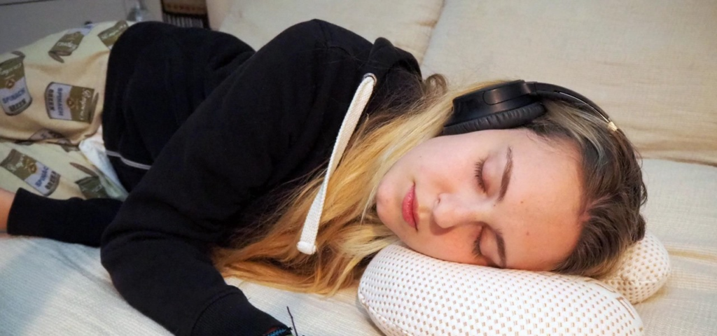 is it bad to sleep with earbuds in