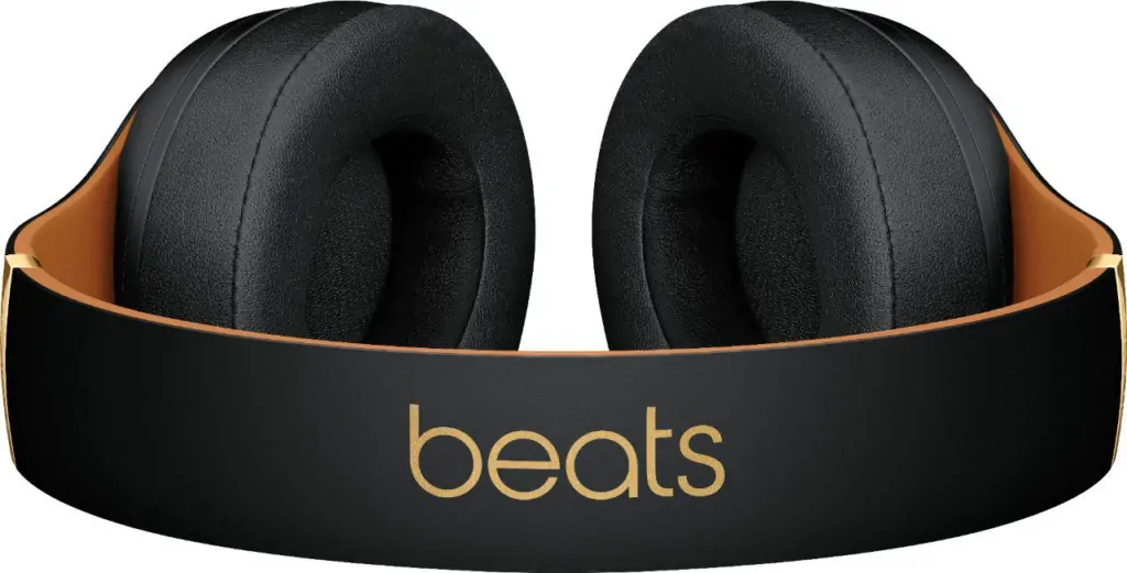 are beats solo 3 water resistant
